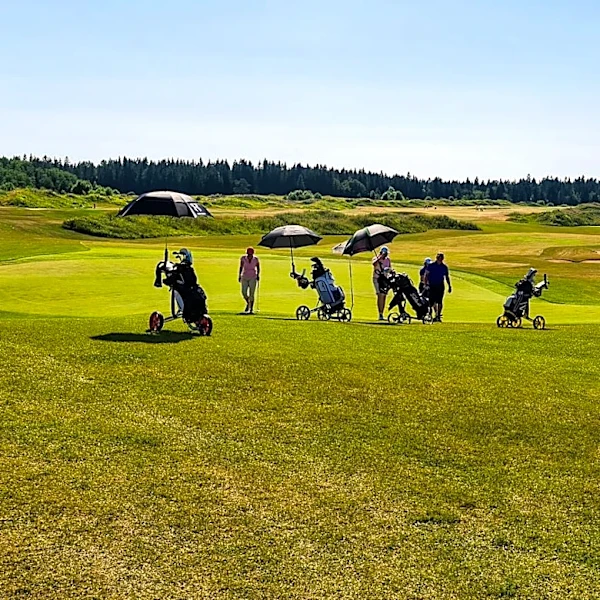Sunny Weather Graces Shinnecock Hills During U.S. Open First Round