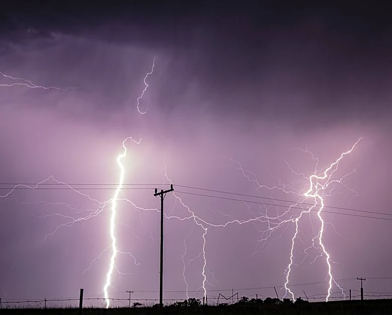 Millions at Risk as Powerful Storms Sweep Northern U.S.