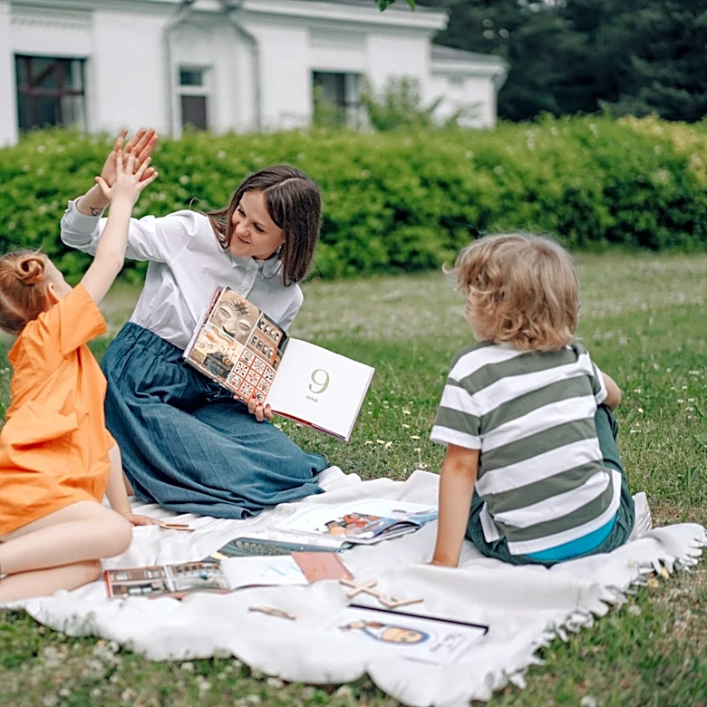 How to Plan a Picnic: Weather Tips Included