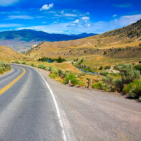 New Model Suggests 'Mantle Wind' Powers Yellowstone Supervolcano