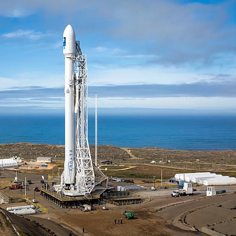 Favorable Weather Supports SpaceX Falcon 9 Launch of SiriusXM Satellite