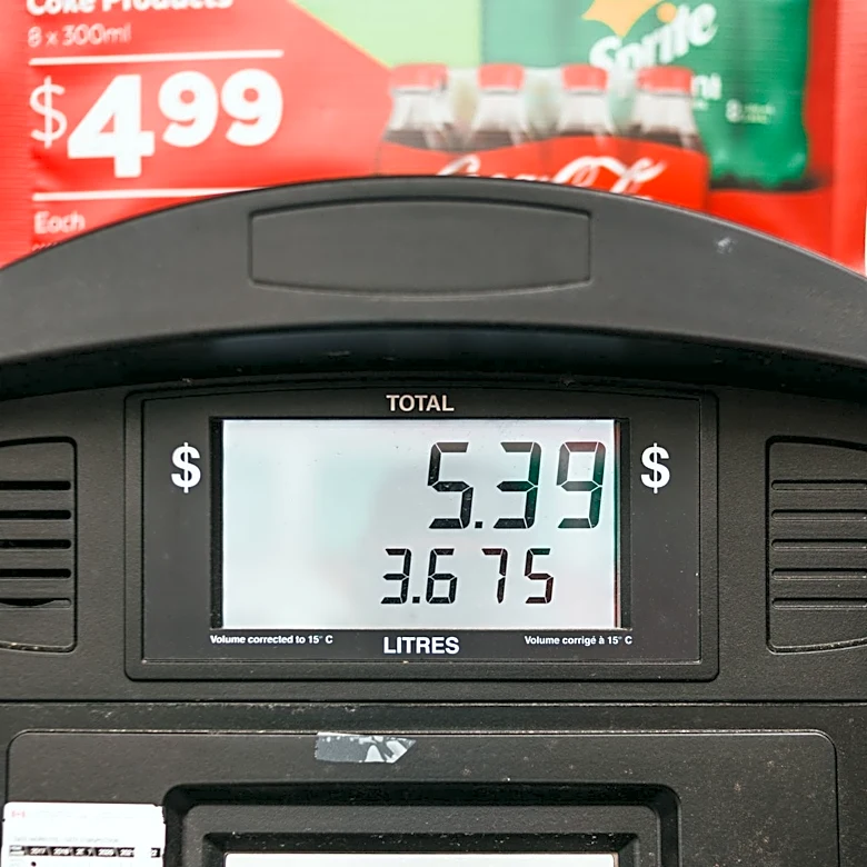 Falling Gas Prices Offer Relief but Pose Economic Challenges