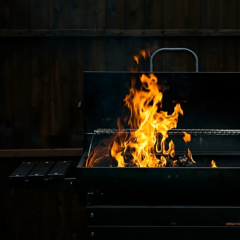 How to Host a Safe and Enjoyable Outdoor BBQ