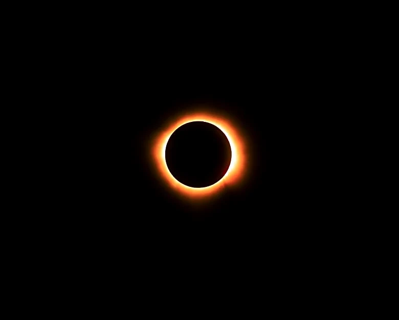 The Strange Moments a Solar Eclipse Creates