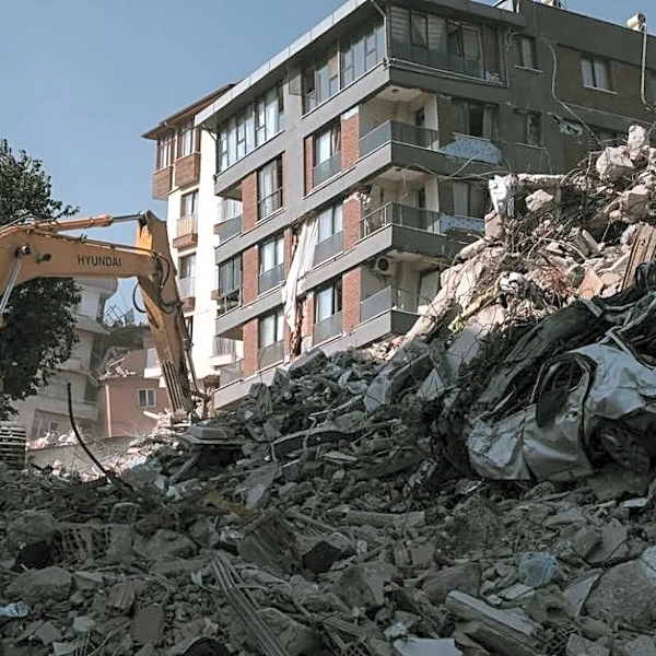 Peru Earthquake Leaves Six Dead, Hundreds Displaced