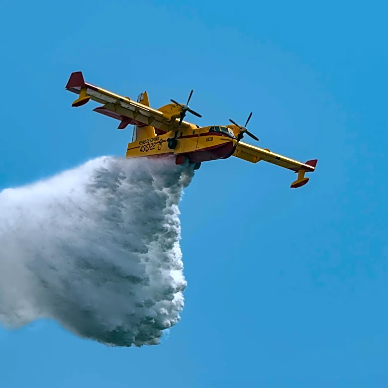 Pilots Combat Northern Minnesota Wildfires with Modified Aircraft