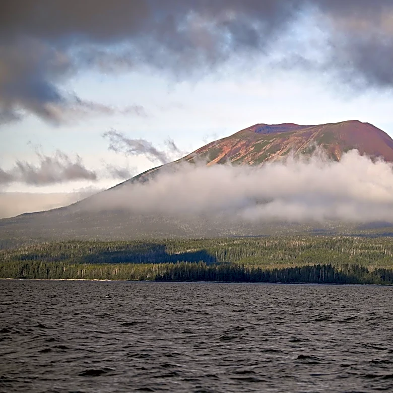 Magnitude 5.8 Earthquake Strikes Alaska's Aleutian Islands