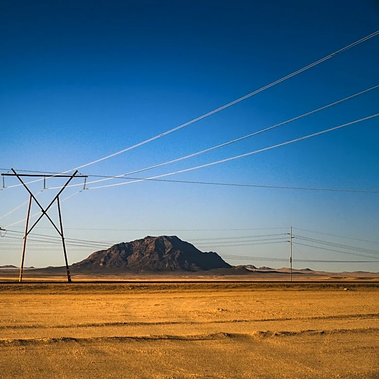 US Power Grids Strained by Heat Waves and Rising Energy Demand