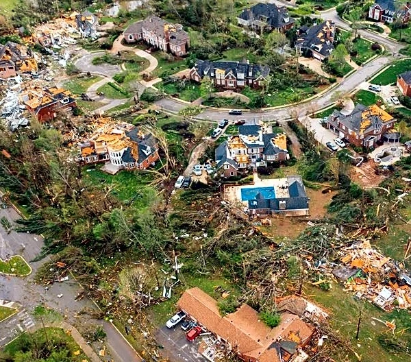 Tornado Rips Wisconsin, Leaving Widespread Damage
