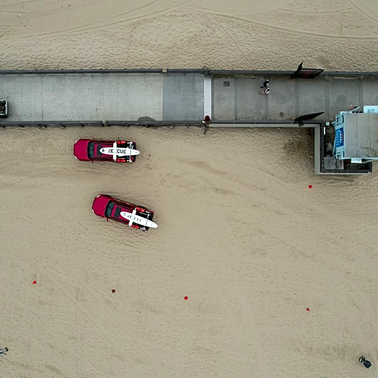 Rip Currents Sweep Swimmers Out to Sea Near Venice Pier, California