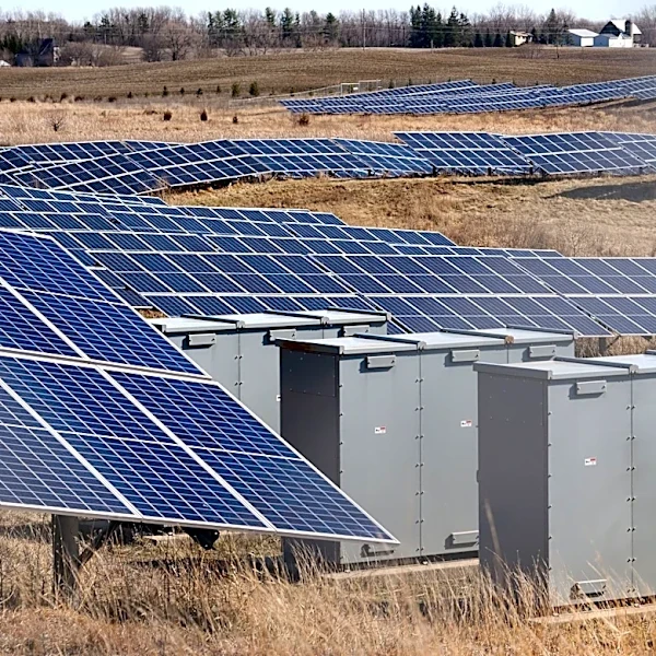 US Grid Modernization Advances with Focus on Renewable Energy and Storage
