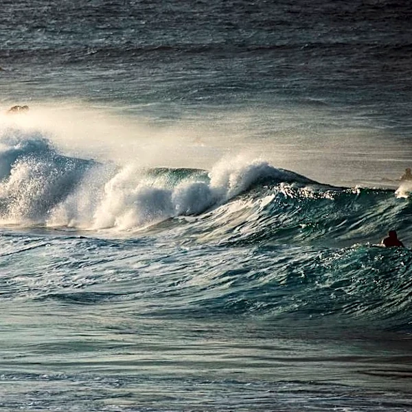 Fausto Weakens, But Hawaii Faces 15-Foot Wave Threat
