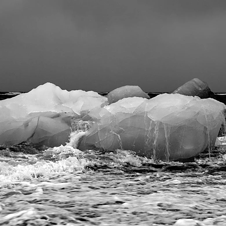 Arctic Sea Ice Loss Linked to Asian Monsoon Variability