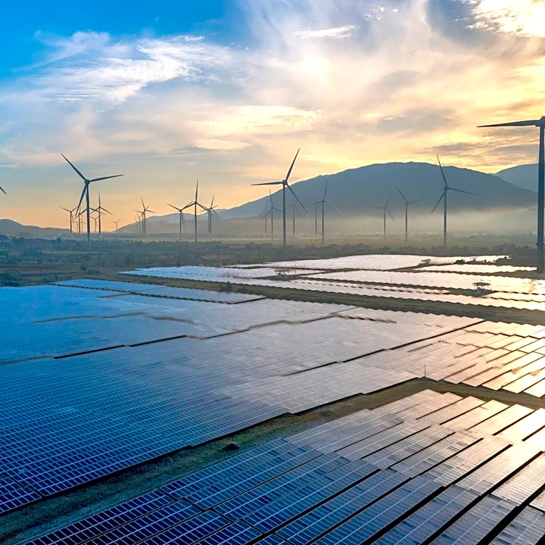 Global Renewable Energy Generation Sees Record Growth in 2024