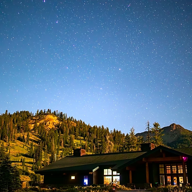 Timberline Lodge Under Evacuation Watch Amid Grasshopper Fire