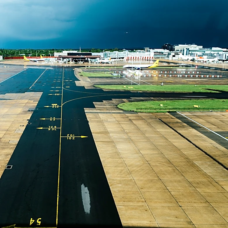 Thunderstorms Cause Major Travel Delays Across Midwest