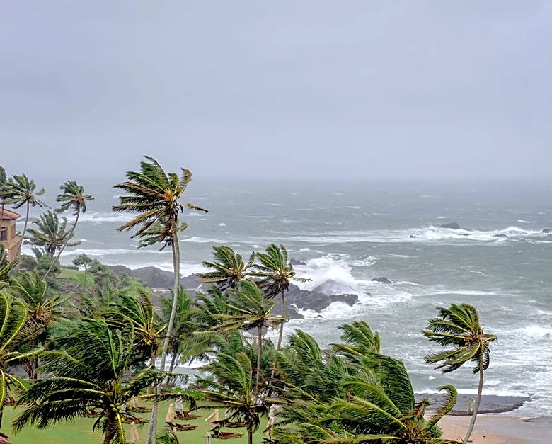 Invest 93C Could Strengthen as Hawaii Faces Storm Threat