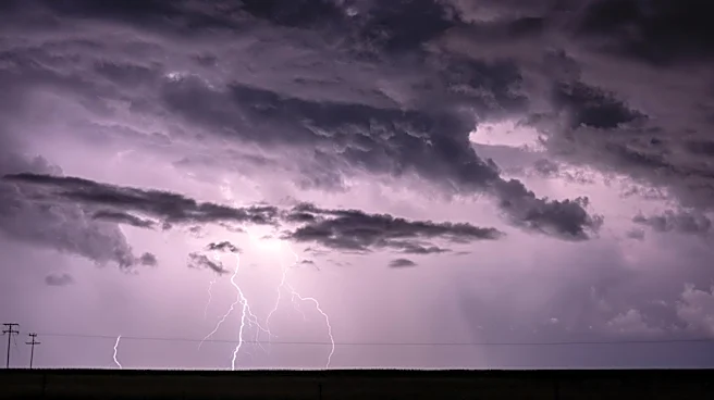 Prolonged Heat and Conditional Storm Threats in Nashville