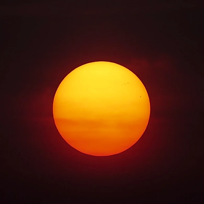 Hazy Sunshine and Mild Temperatures Expected for Thursday, August 13, 2026