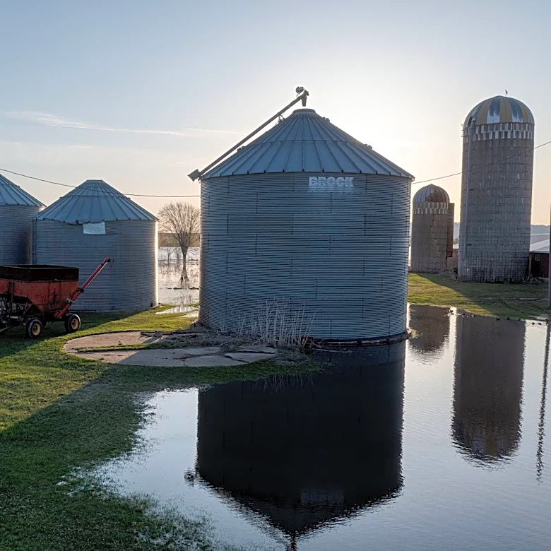 Severe Storms and Flooding Threaten Corn Belt Amid Heatwave