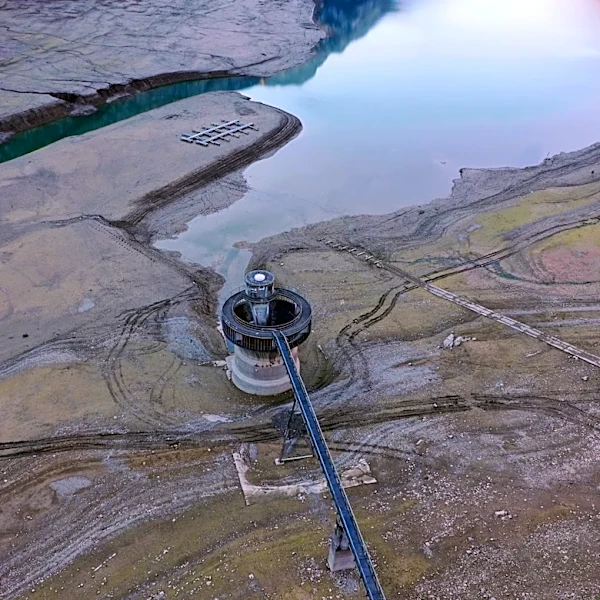 Drought Reduces Elephant Butte Reservoir to 1.4%, Impacting Tourism