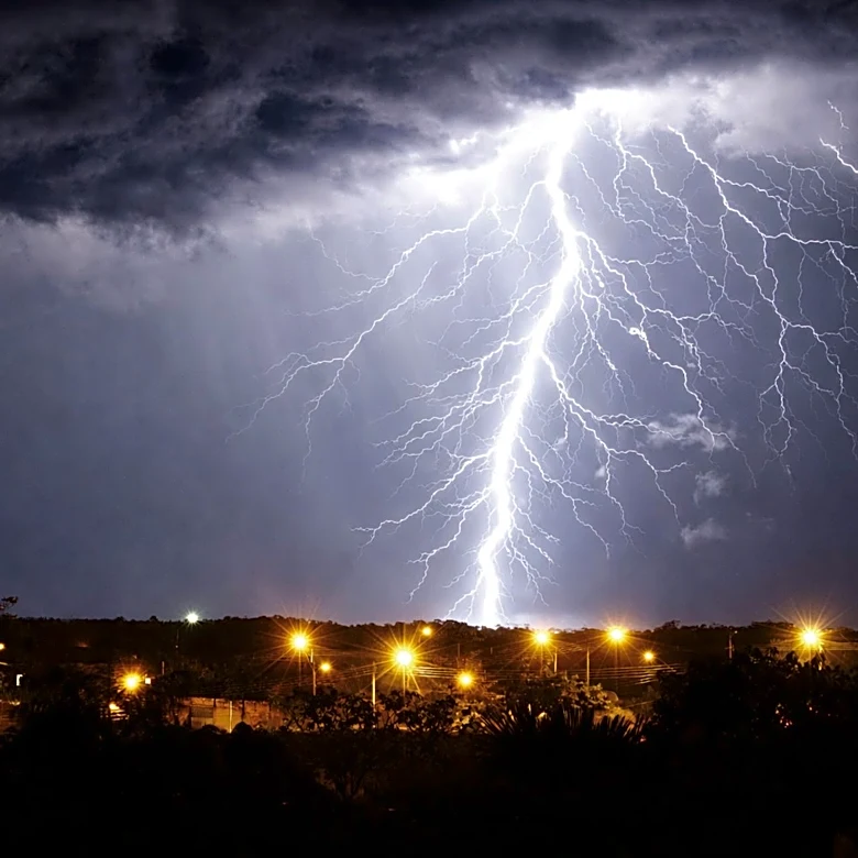 Mother and Toddler Killed in Florida Lightning Strike