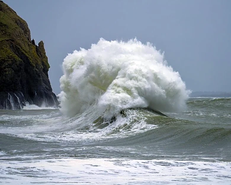 Tropical Storm Iselle Powers Up in Busy Pacific