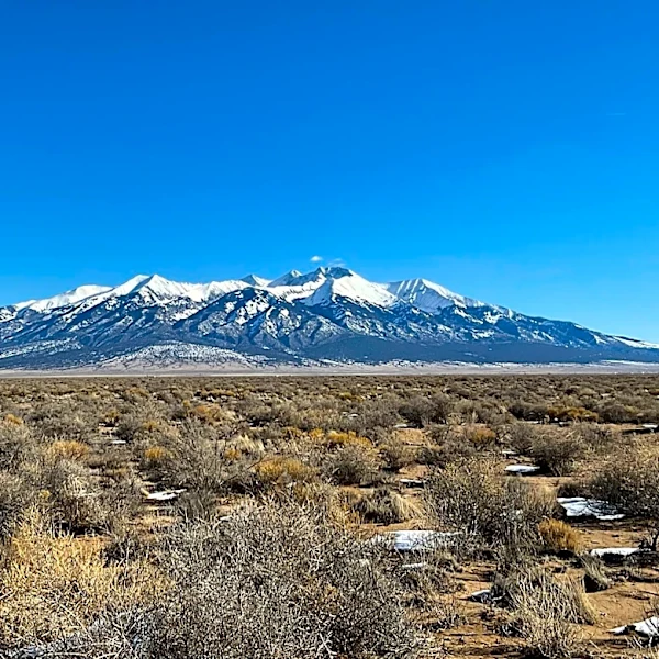 Clear Skies and Mild Weather in Alamosa, Colorado