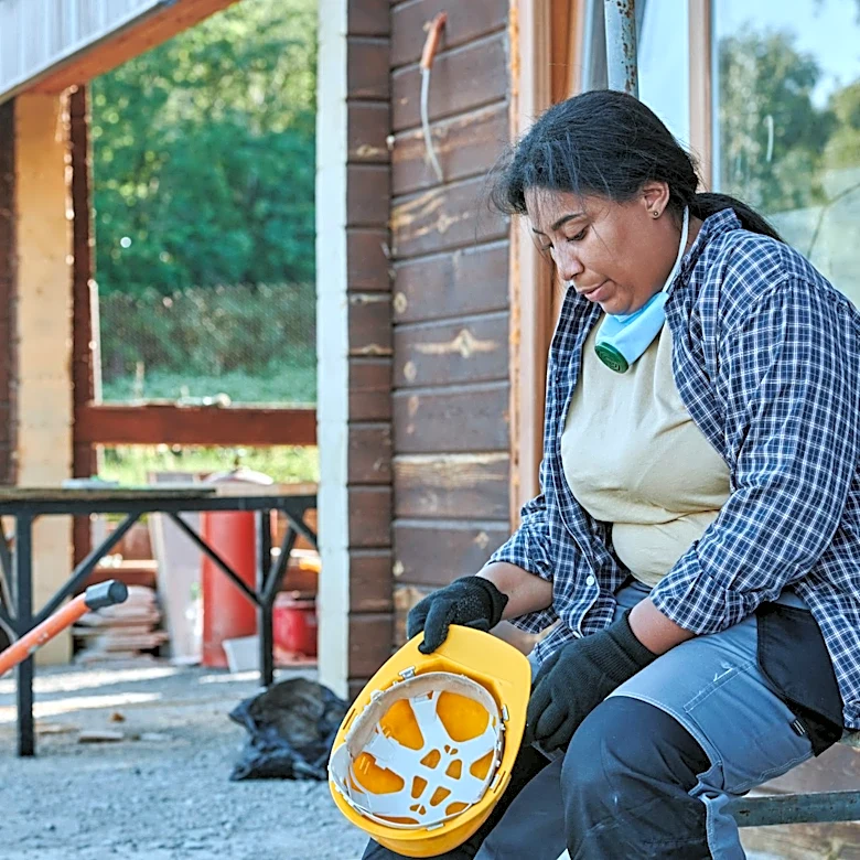 Construction Teams Face Extended Heat Challenges Across Texas