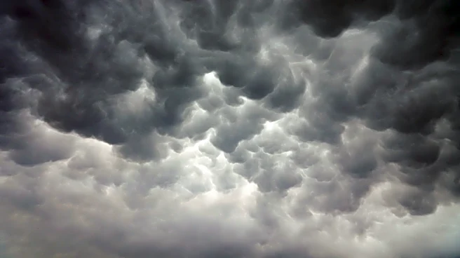 Phoenix Faces Thunderstorms as Extreme Heat Warning Ends