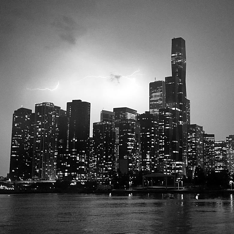 Rain and storms expected in Chicago, with rising temperatures throughout the week