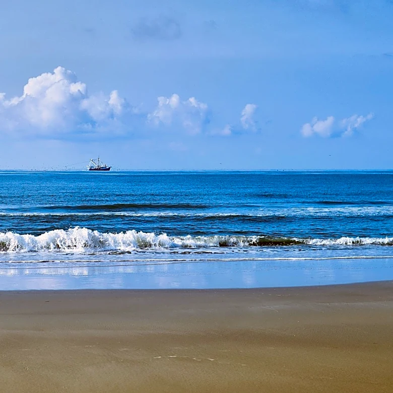 Calm Marine Conditions Expected Along Virginia and North Carolina Coasts