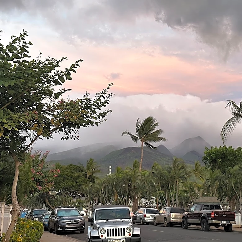 Maui Prepares for Hurricanes Lowell and Karina