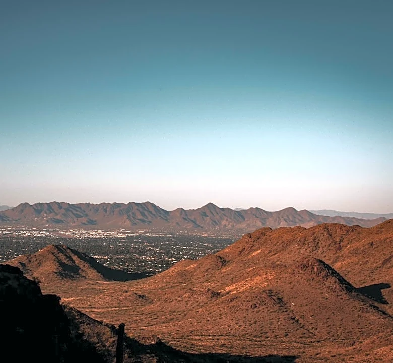Clear Skies and Warm Temperatures in Central City, Phoenix