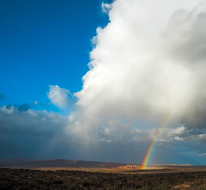 Sunny Skies and Scattered Showers Expected in Utah This Week