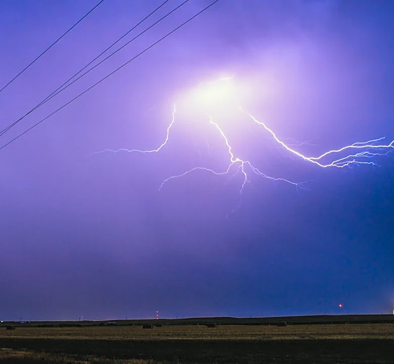 Severe Thunderstorms Cause Power Outages and Damage in Kansas City Metro
