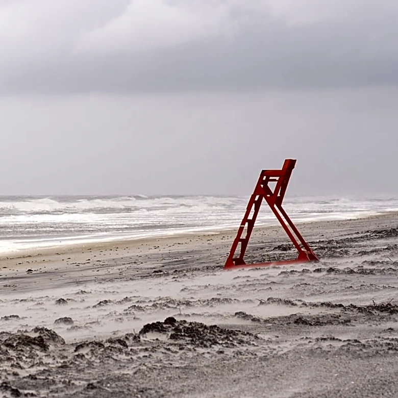 Jacksonville Beach Ocean Rescue Issues Lightning and Rip Current Warnings for Labor Day