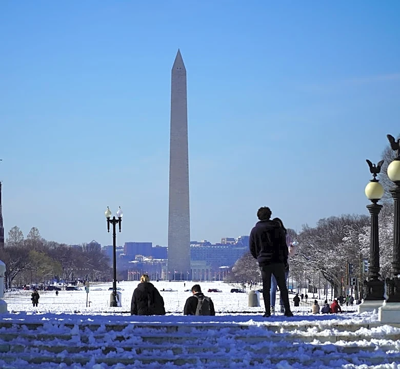 Mild Winter Expected for Washington, D.C., with Below-Normal Snowfall