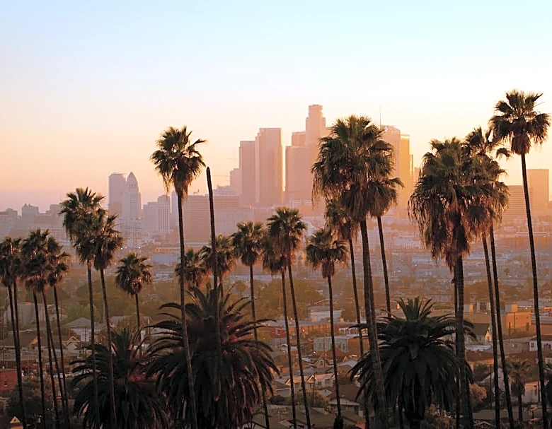 Moderate Air Quality in Los Angeles with AQI of 59