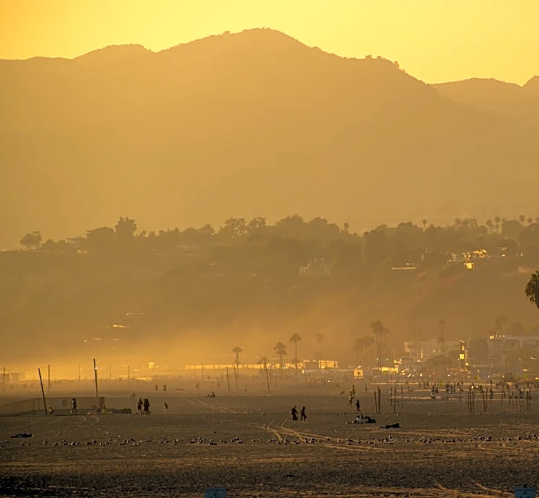 California Endures Record Heat and Tropical Humidity