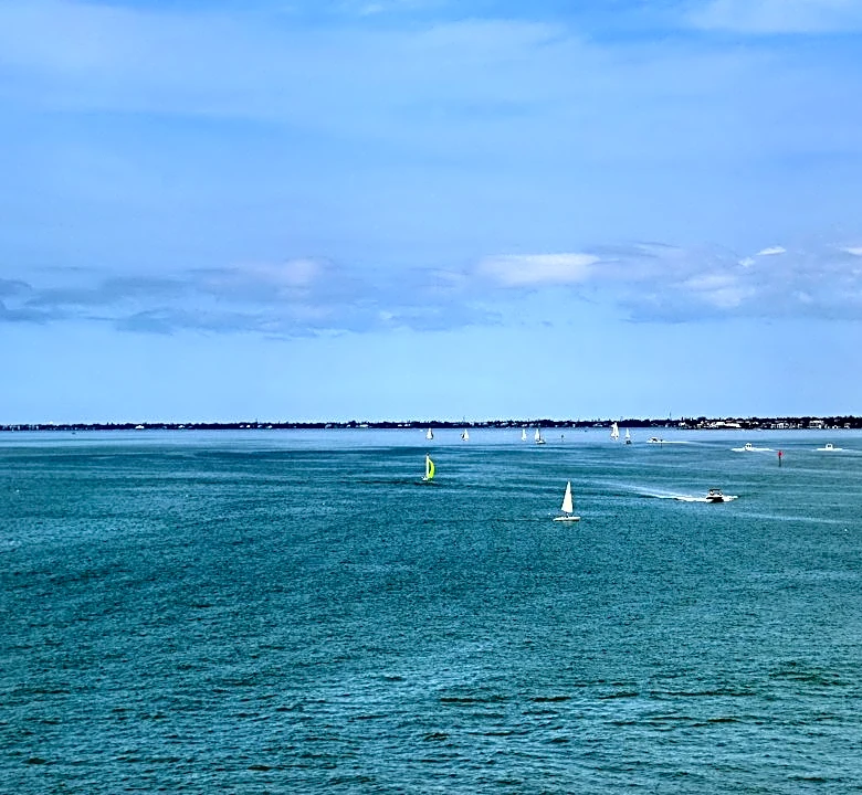 Mixed Weather Expected for Sunday Beach and Boating in Sarasota