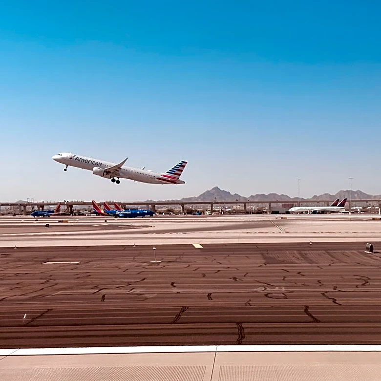Phoenix Monsoon Season: Navigating Stormy Airport Travel