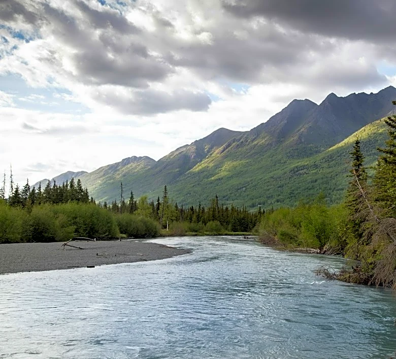 Anchorage sees cool September with moderate precipitation