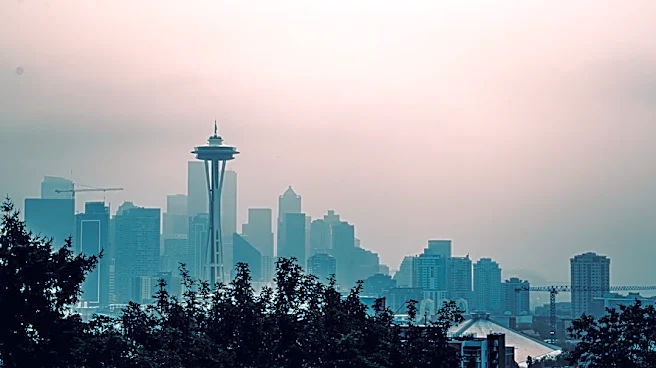 Seattle Witnesses Stunning Crepuscular Rays at Sunset