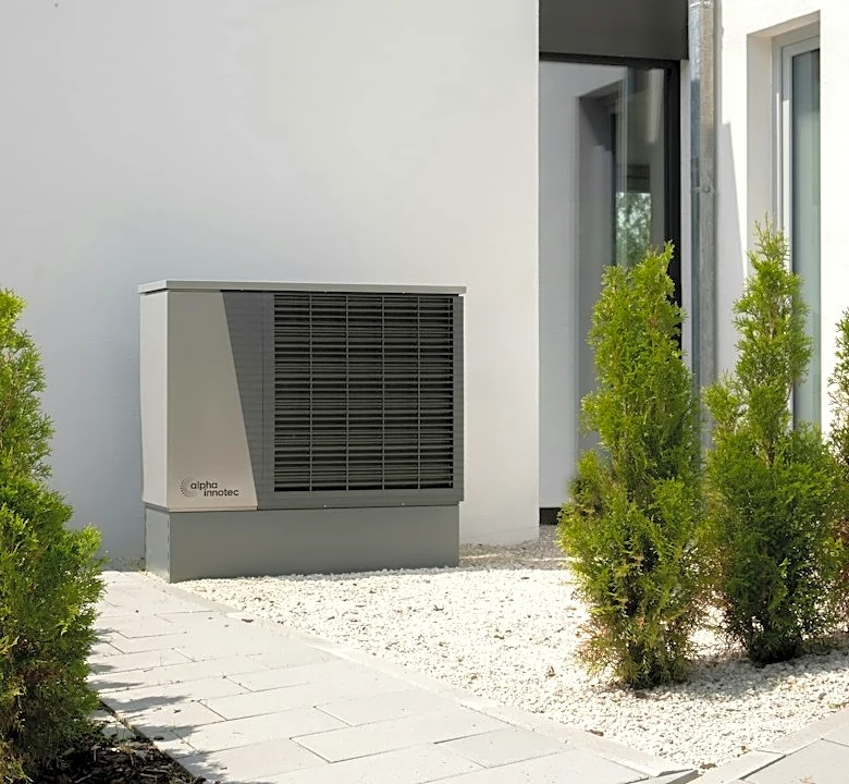 How to Save on Heating Costs with Weatherization and Heat Pumps