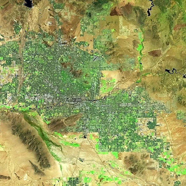 Heavy Rain Floods Phoenix, Disrupts Flights to Palm Springs