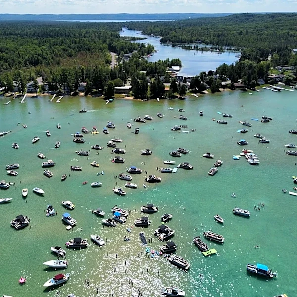 Waterspout Season Peaks on the Great Lakes