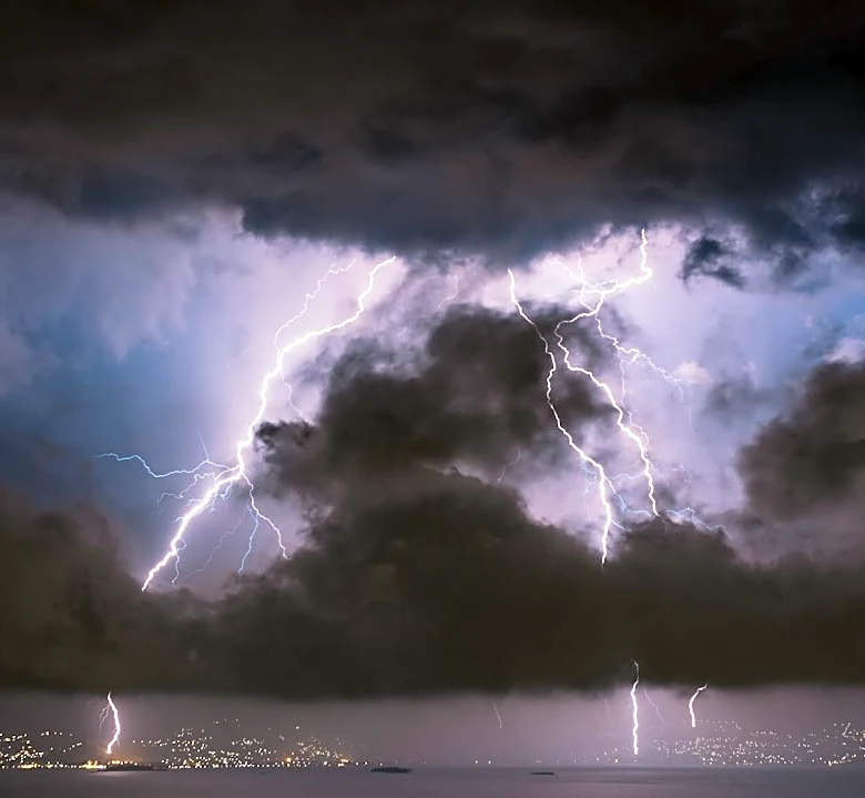 Severe Thunderstorms and Flash Flooding in Illinois, Iowa