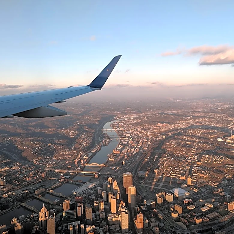 Cloudy Skies and Low Delays at Pittsburgh Airport