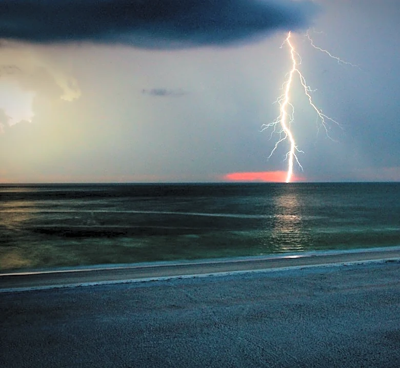 Florida Sees Over 10,000 Lightning Strikes in 24 Hours